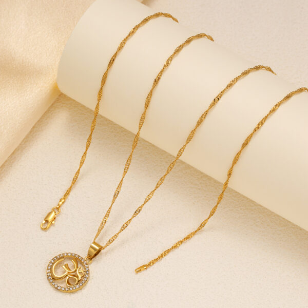 1pcs Fashionable Inlaid Circular Pendant Necklace, Personalized Symbol Yoga Necklace, Suitable For Women's Daily Holiday Wear - Image 4
