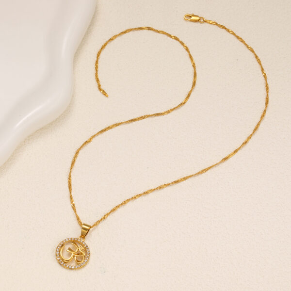 1pcs Fashionable Inlaid Circular Pendant Necklace, Personalized Symbol Yoga Necklace, Suitable For Women's Daily Holiday Wear - Image 5